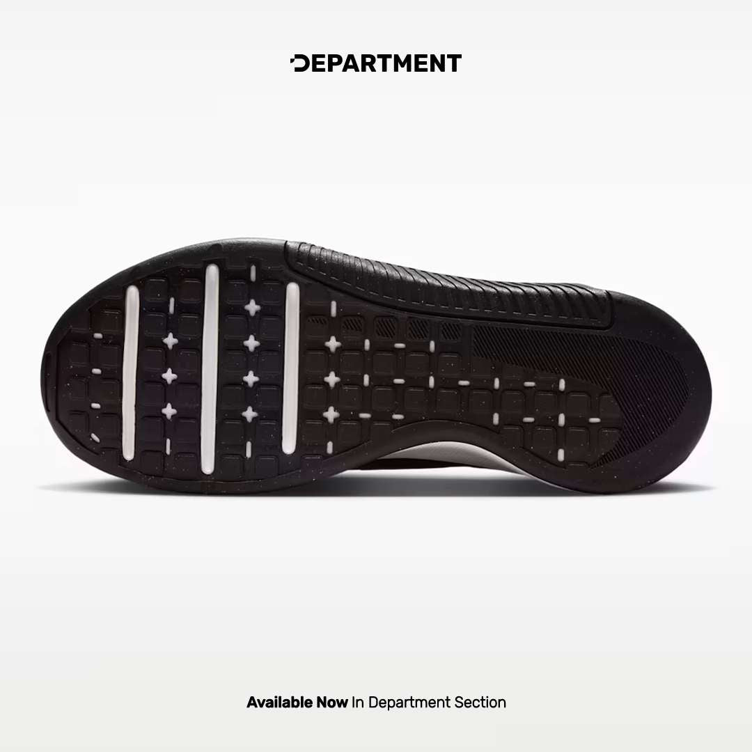 NIKE MC TRAINER 3