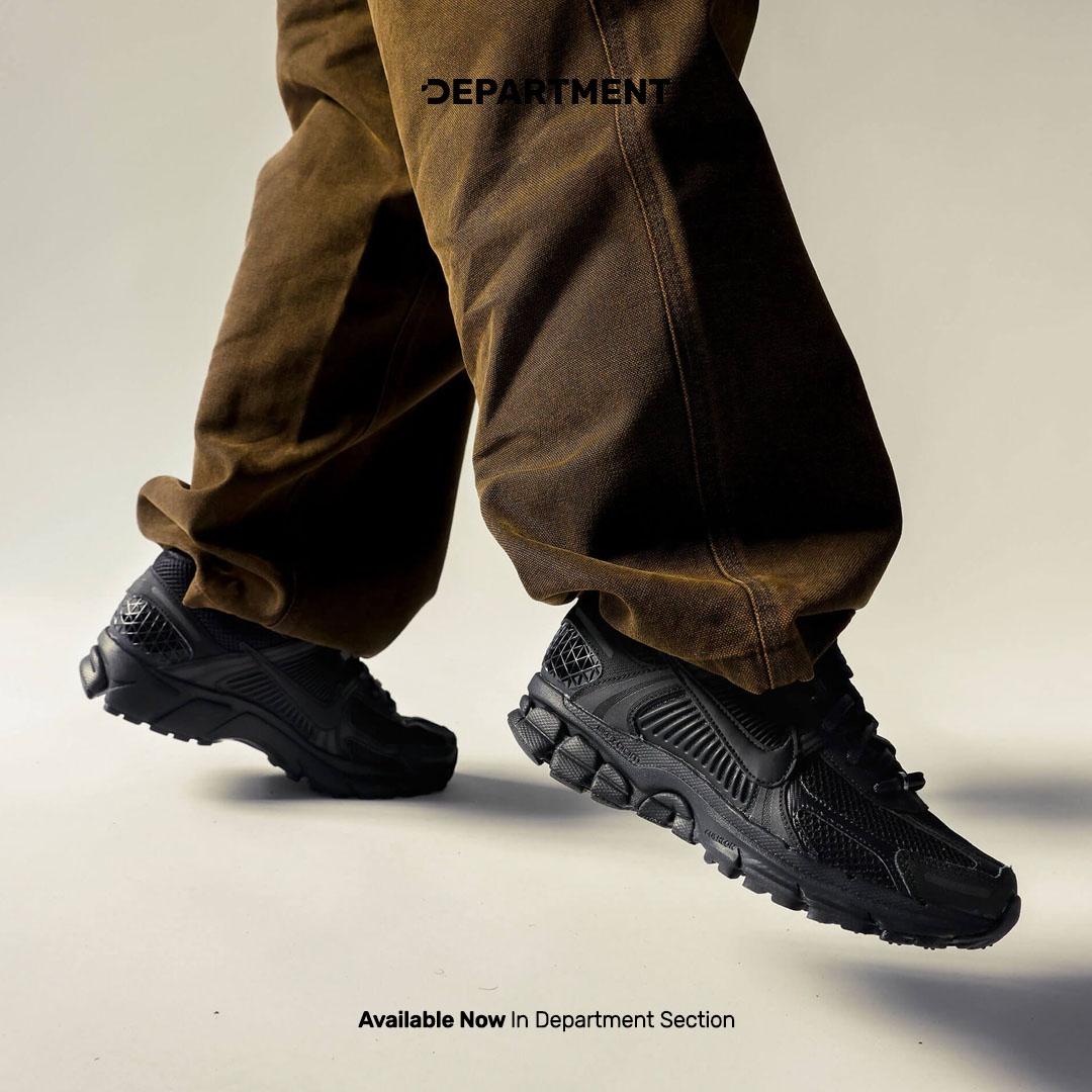 NIKE AIR ZOOM VOMERO 5 Department