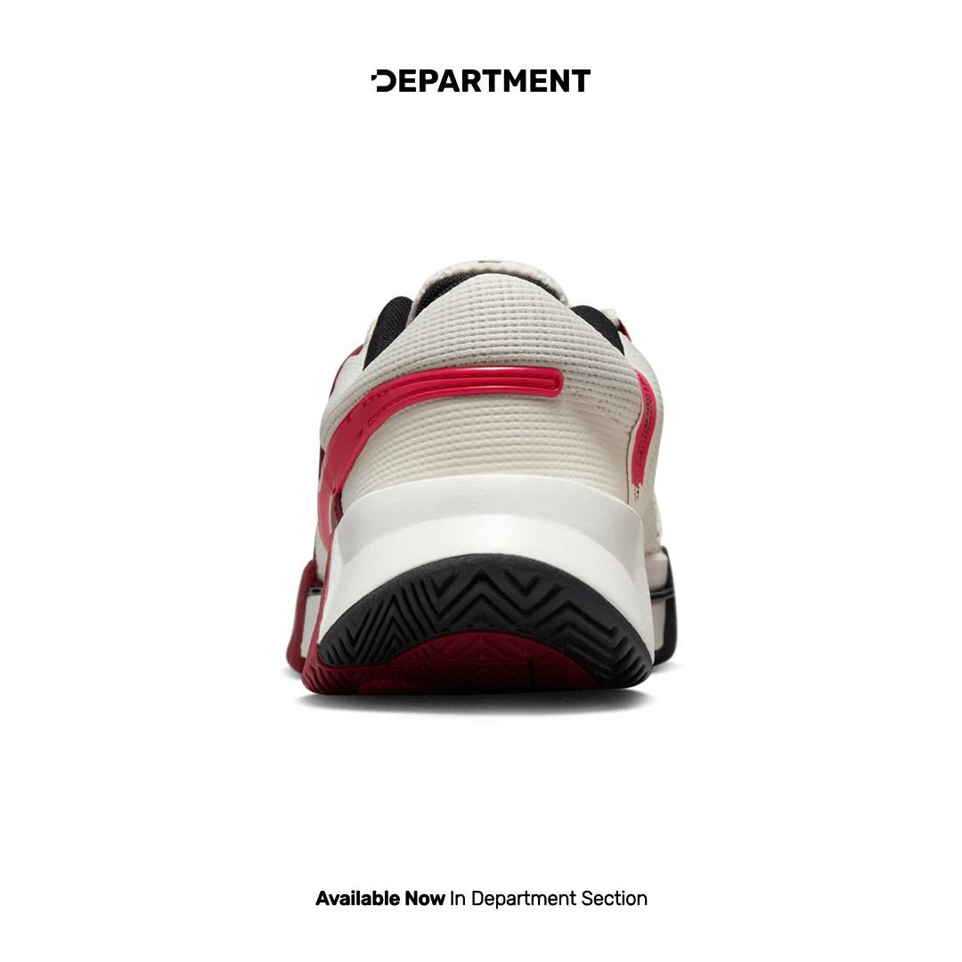 NIKE ZOOM GP CHALLENGE 1