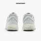 NEW BALANCE 2002R