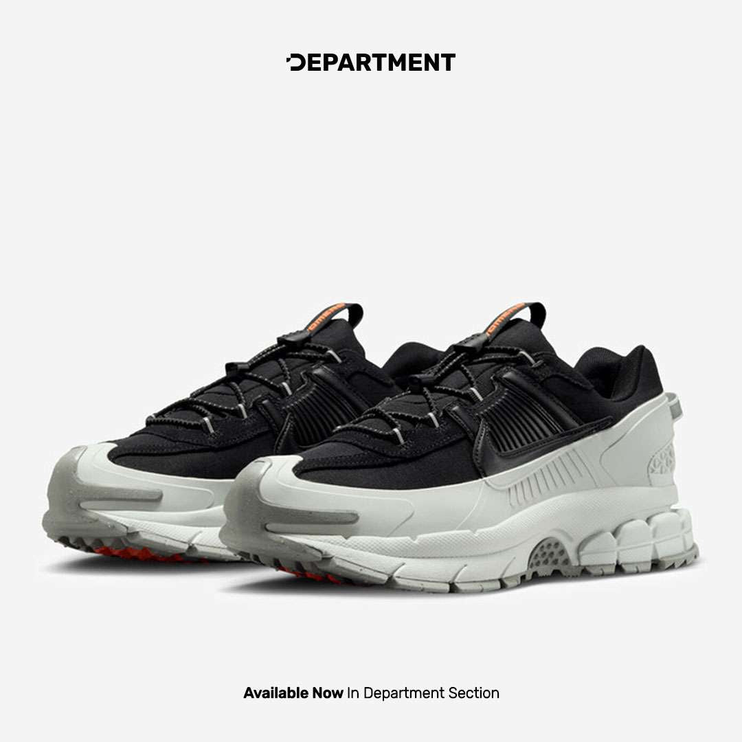 NIKE ZOOM VOMERO ROAM