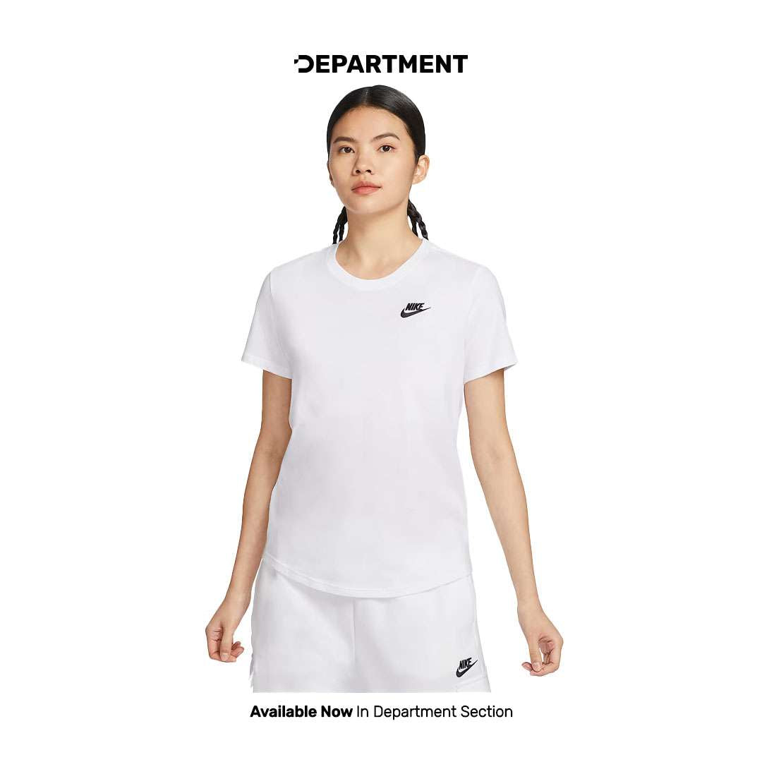 NIKE SPORTSWEAR CLUB ESSENTIALS