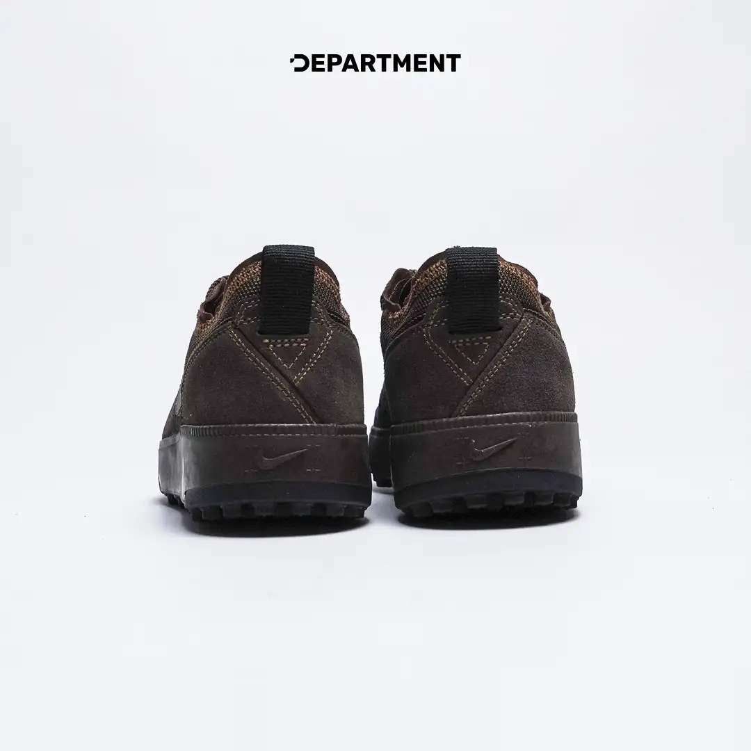 NIKE C1TY