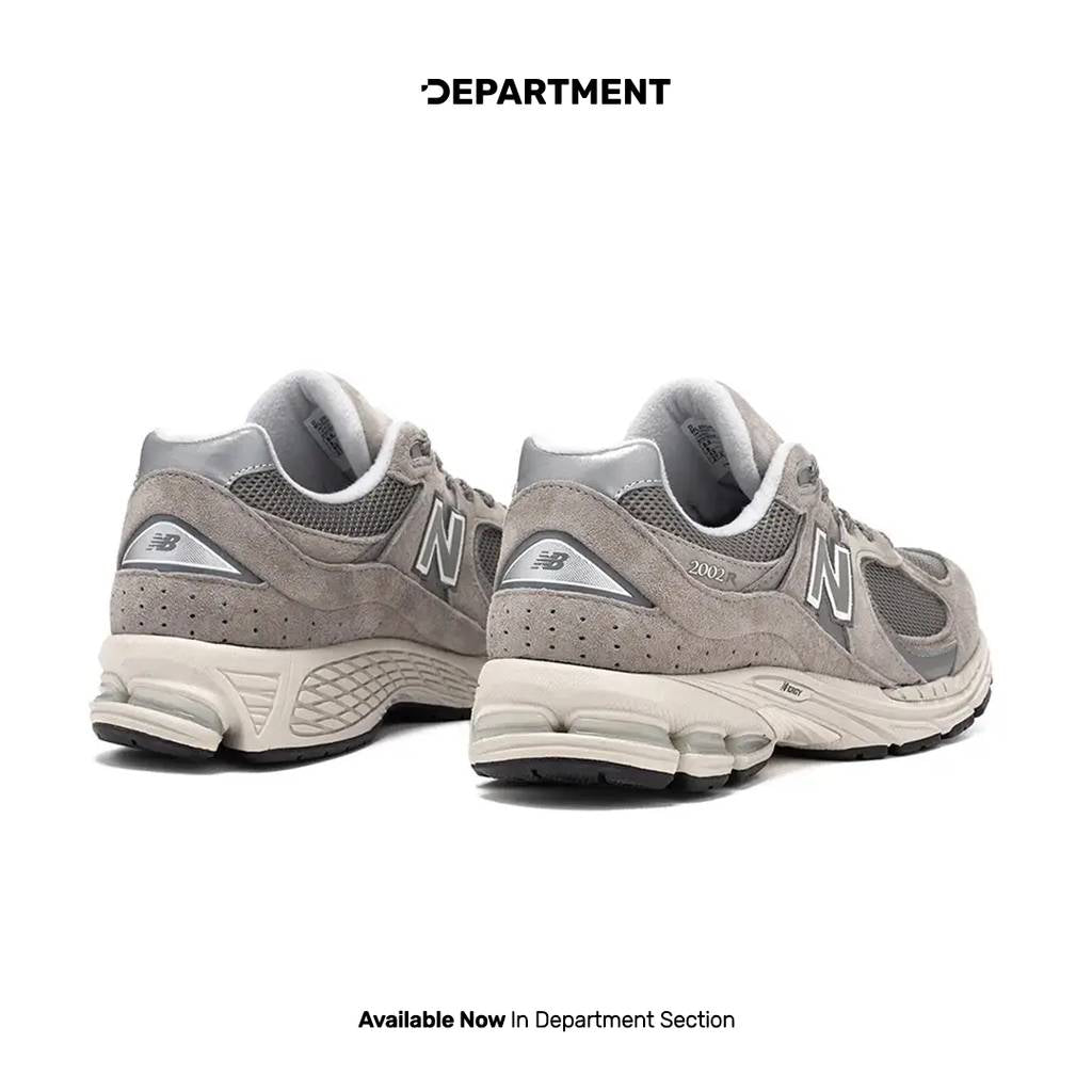 NEW BALANCE 2002R