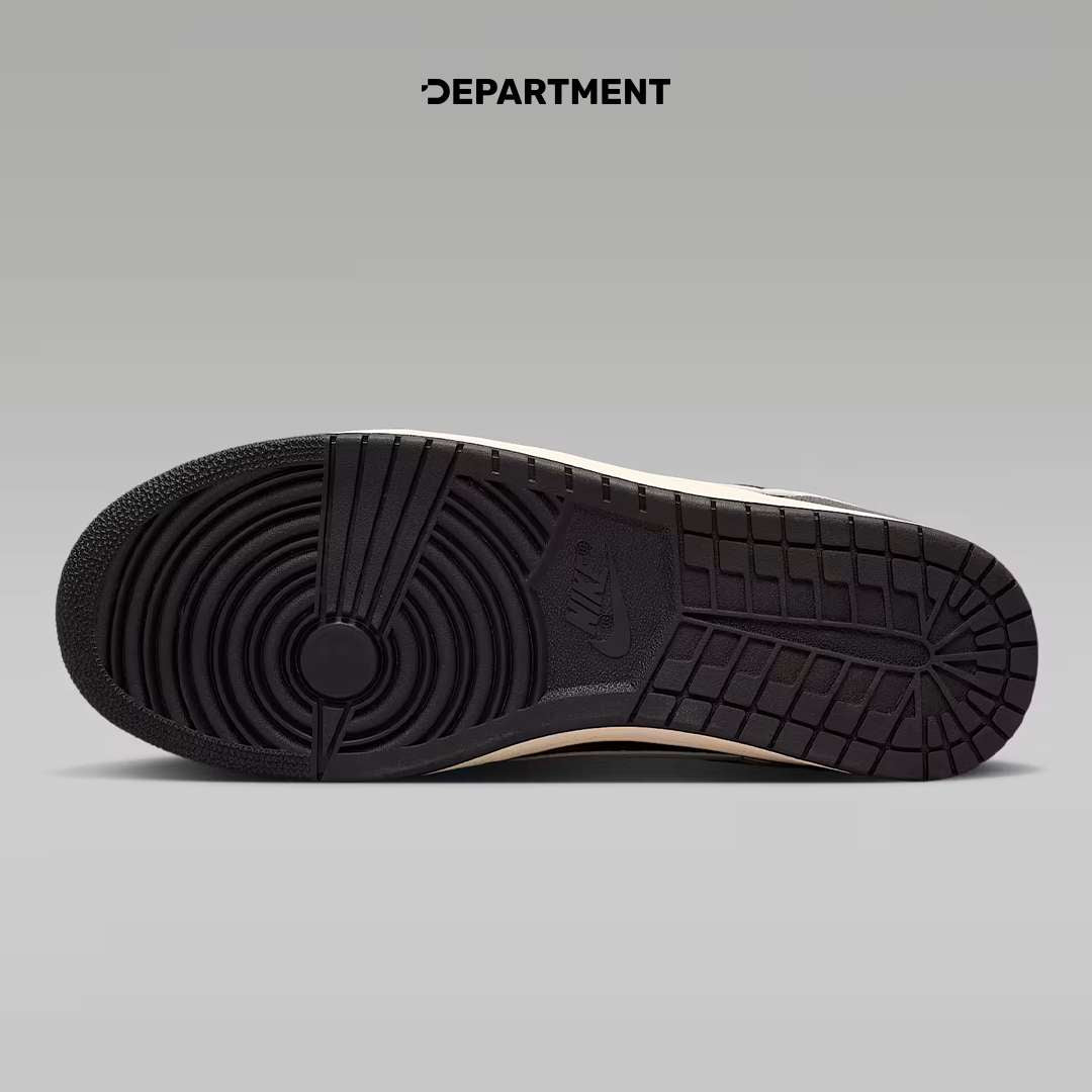 NIKE AIR JORDAN SKYLINE LOW LE