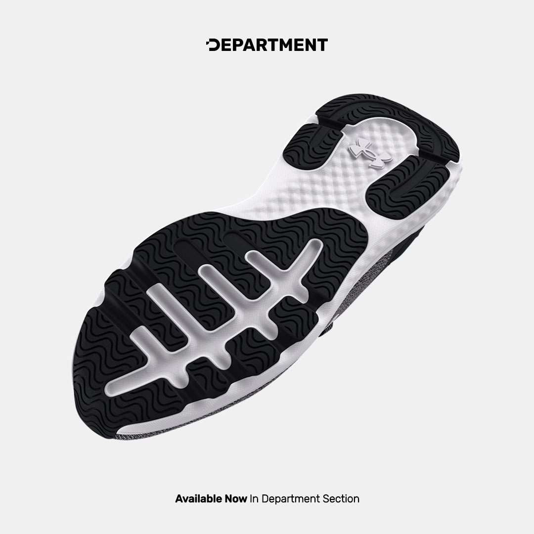 UNDER ARMOUR CHARGED REVITALIZE