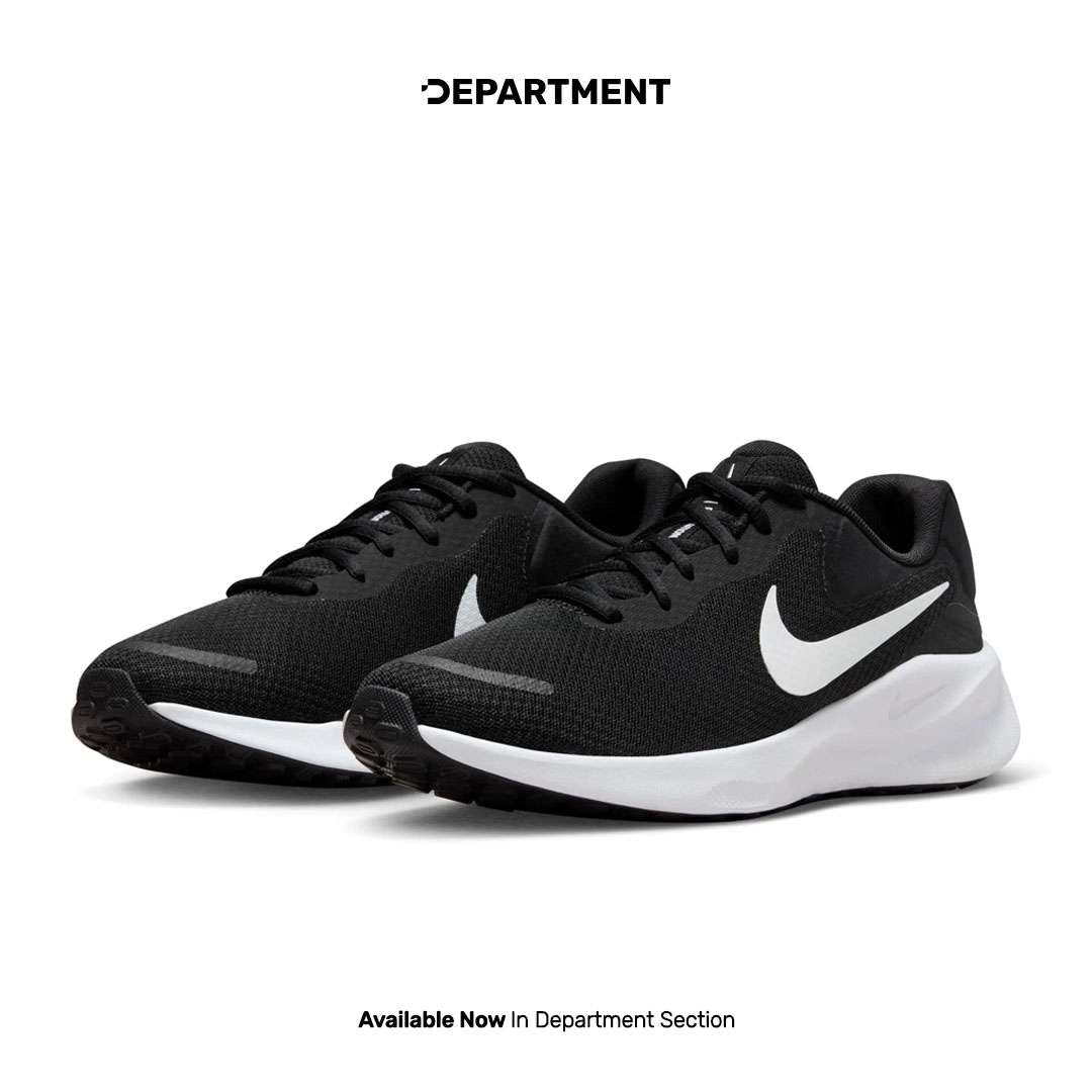 NIKE REVOLUTION 7