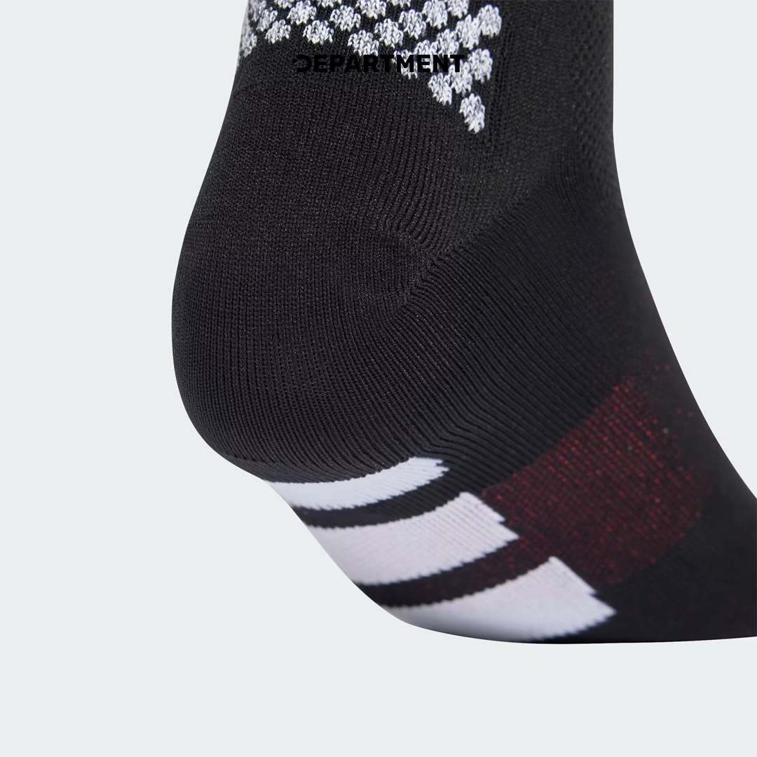 ADIDAS ADIZERO QUARTER