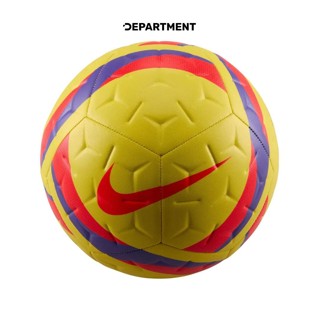NIKE ACADEMY TEAM