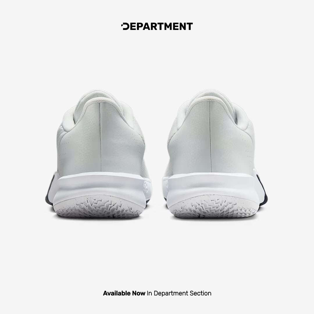 NIKE PRECISION 7