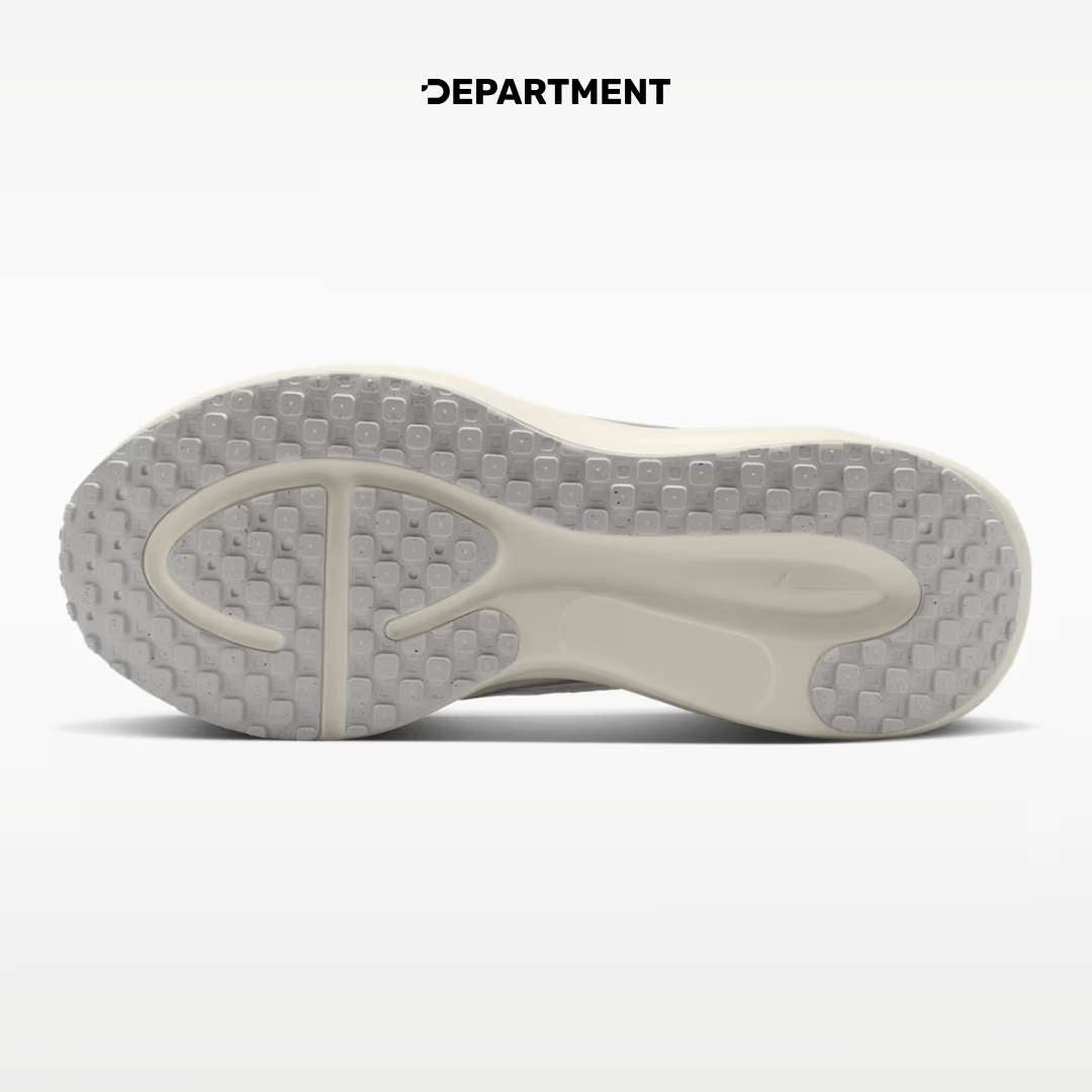 NIKE W REVOLUTION 8 EASYON