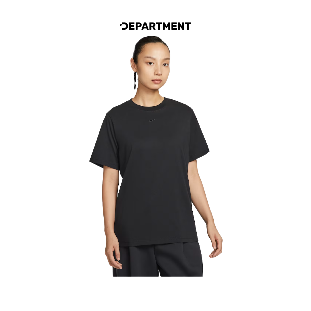 NIKE ESSENTIAL