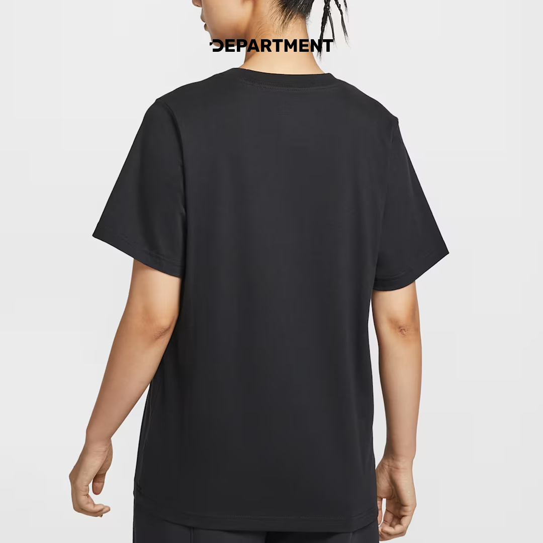 NIKE ESSENTIAL