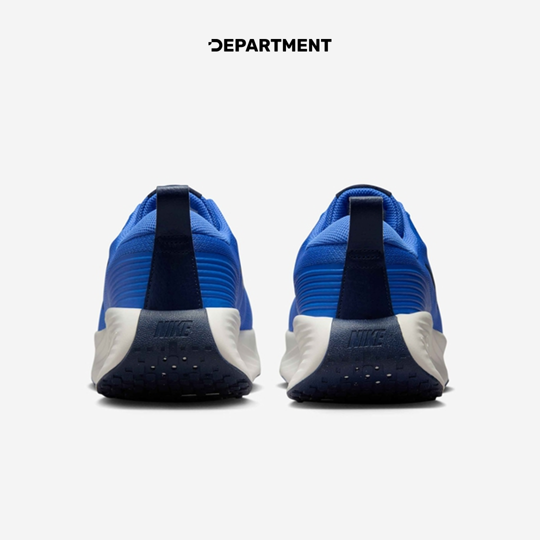 NIKE PROMINA
