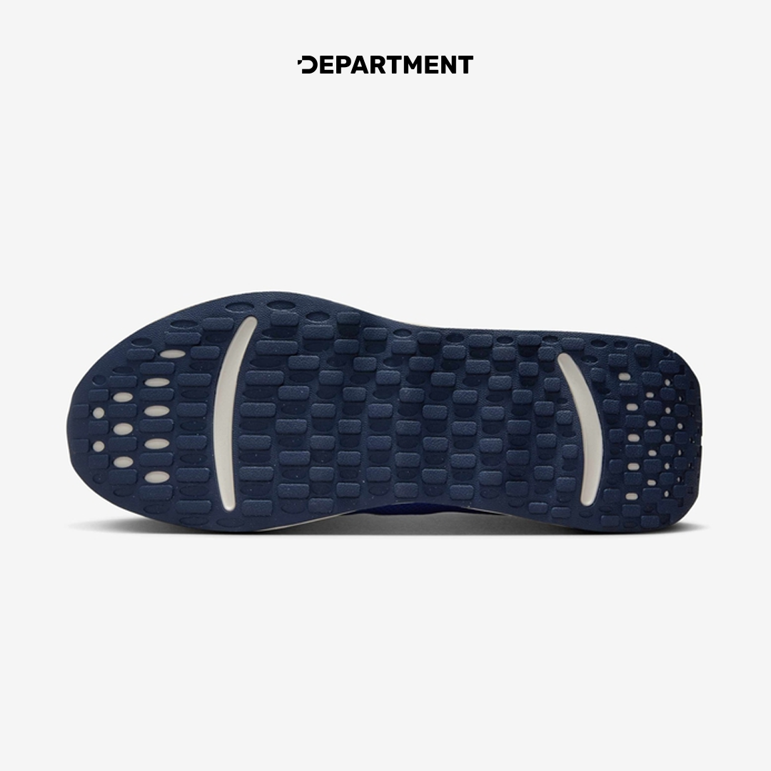 NIKE PROMINA