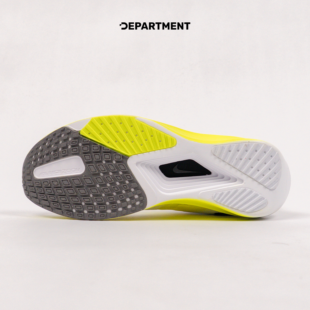 NIKE ZOOM RIVAL FLY 4