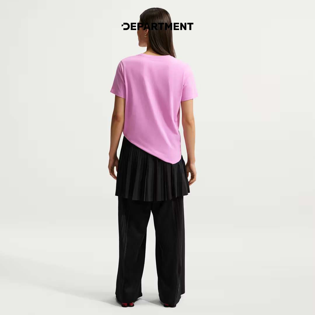 NIKE SPORTSWEAR CLUB ESSENTIALS