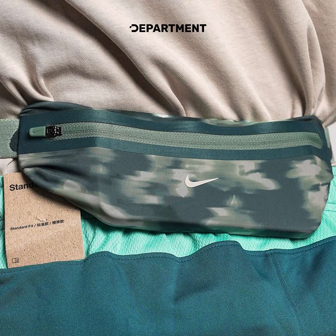 NIKE SLIM 4.0