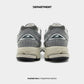 NEW BALANCE 2002R