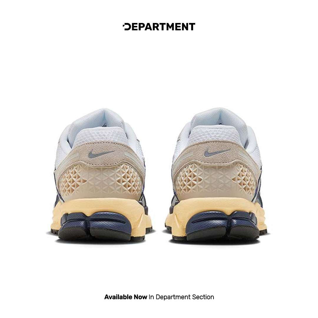 NIKE ZOOM VOMERO 5