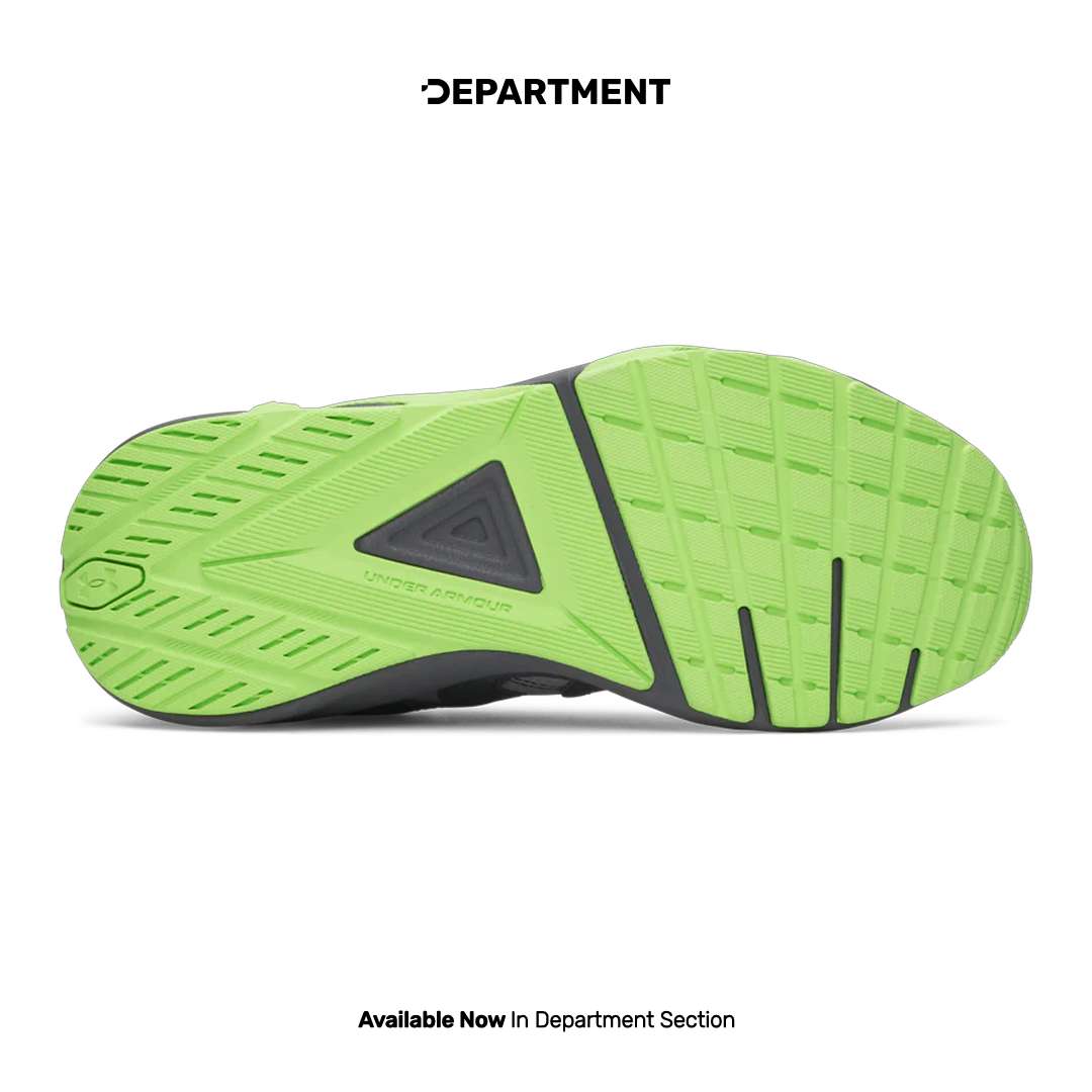 UNDER ARMOUR CHARGED COMMIT TR 5