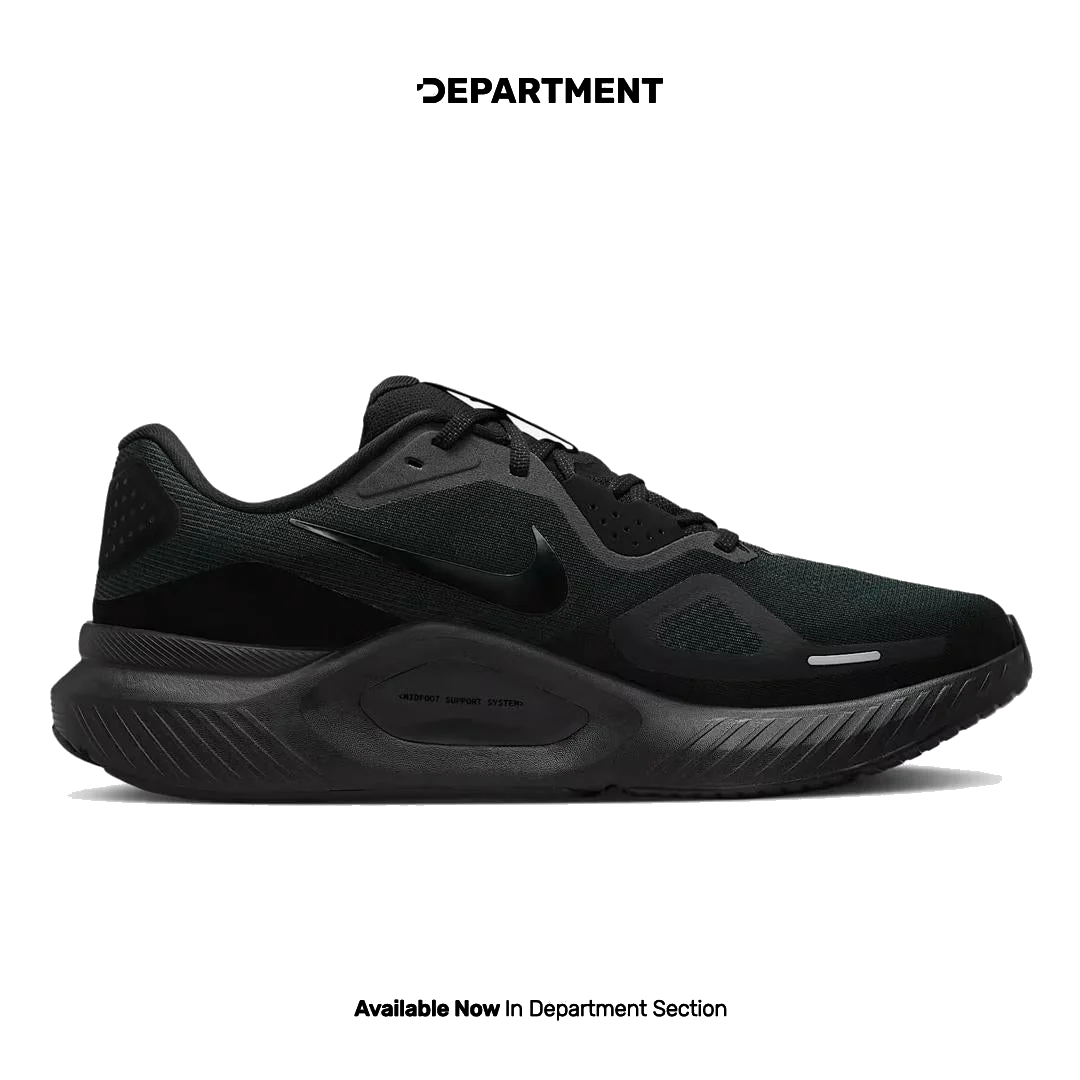 NIKE STRUCTURE 26