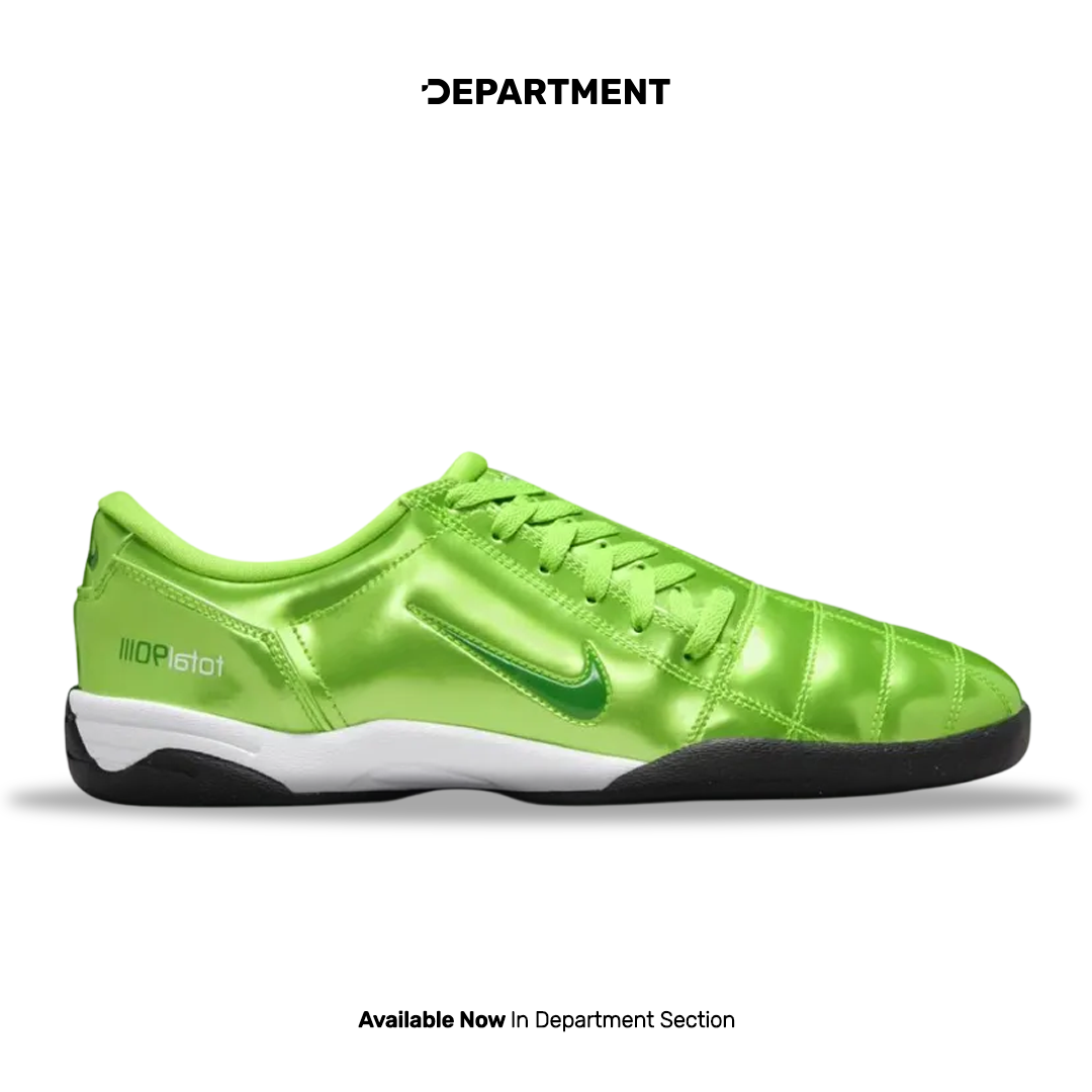 NIKE TOTAL 90 SP