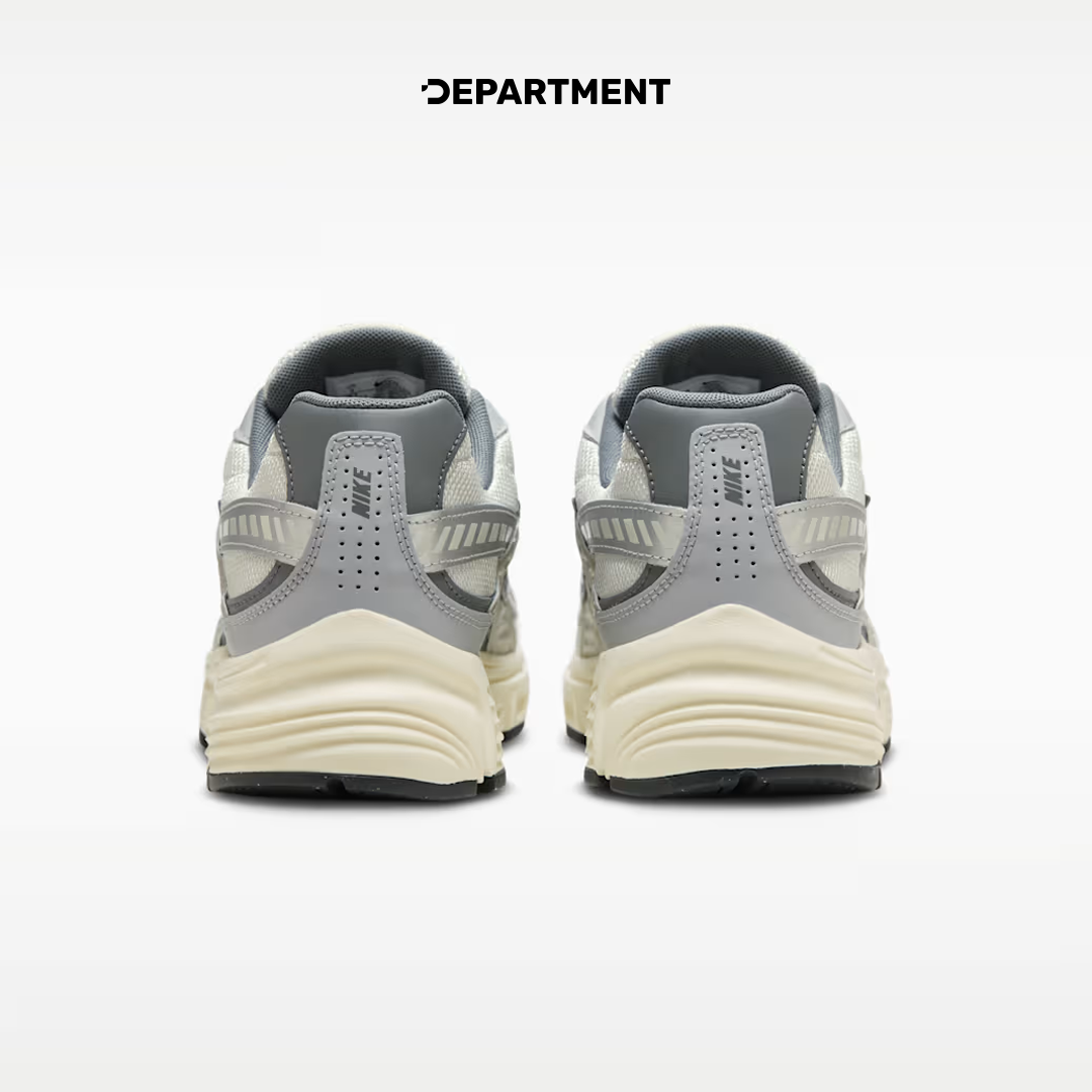 NIKE INITIATOR