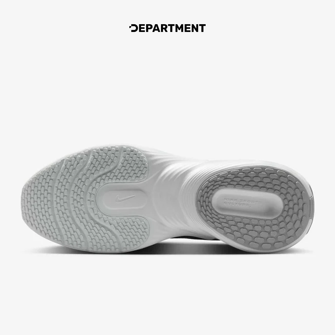 NIKE UPLIFT SC