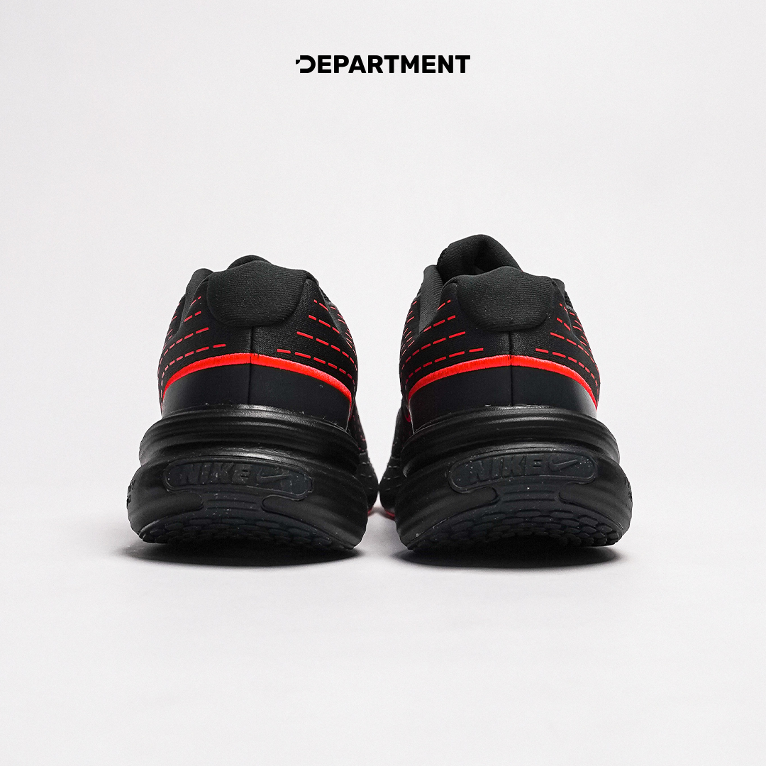 NIKE UPLIFT SC