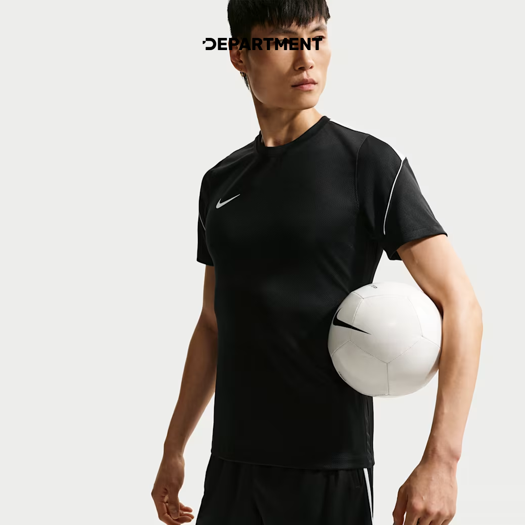 NIKE DRI-FIT STRIKE