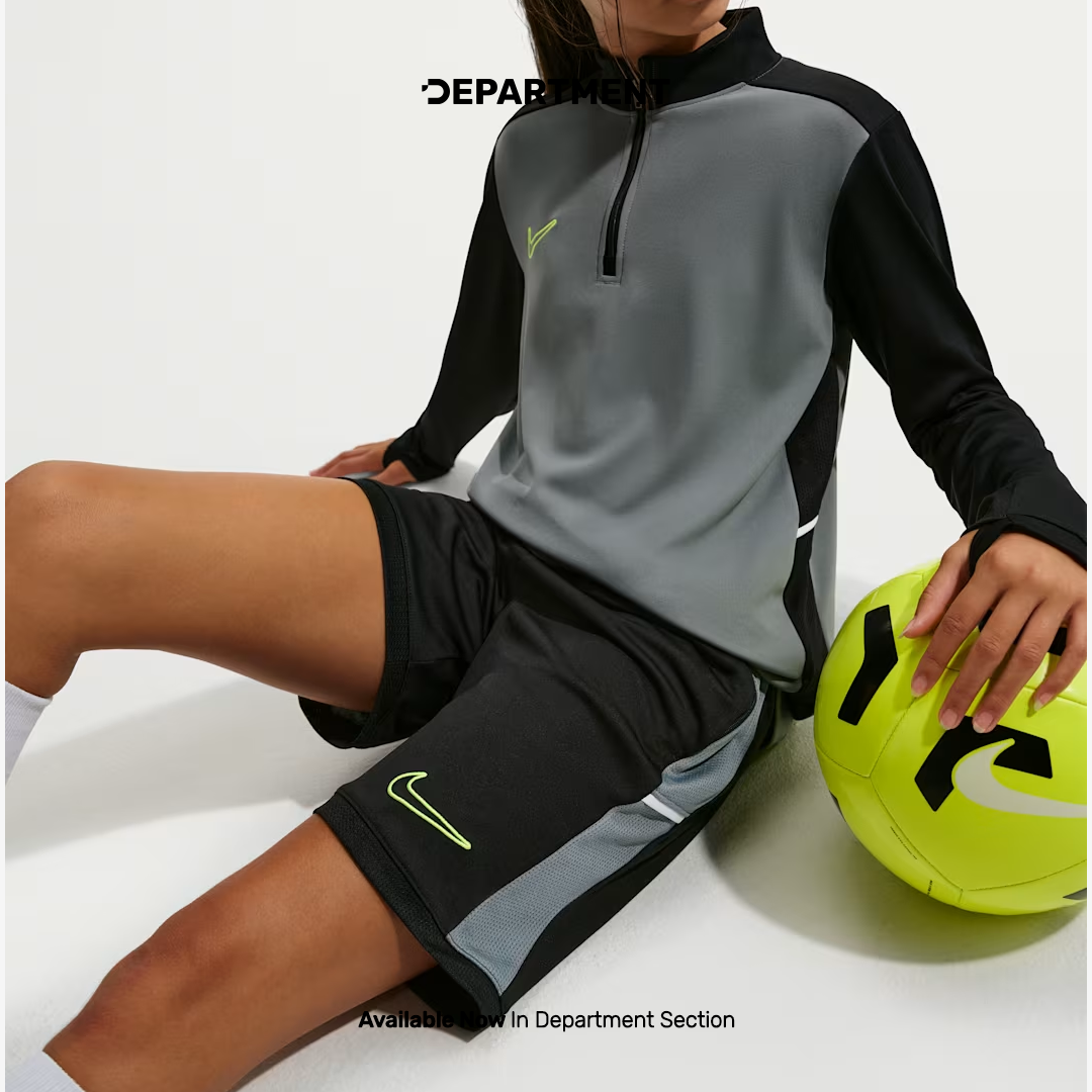 NIKE ACADEMY 25