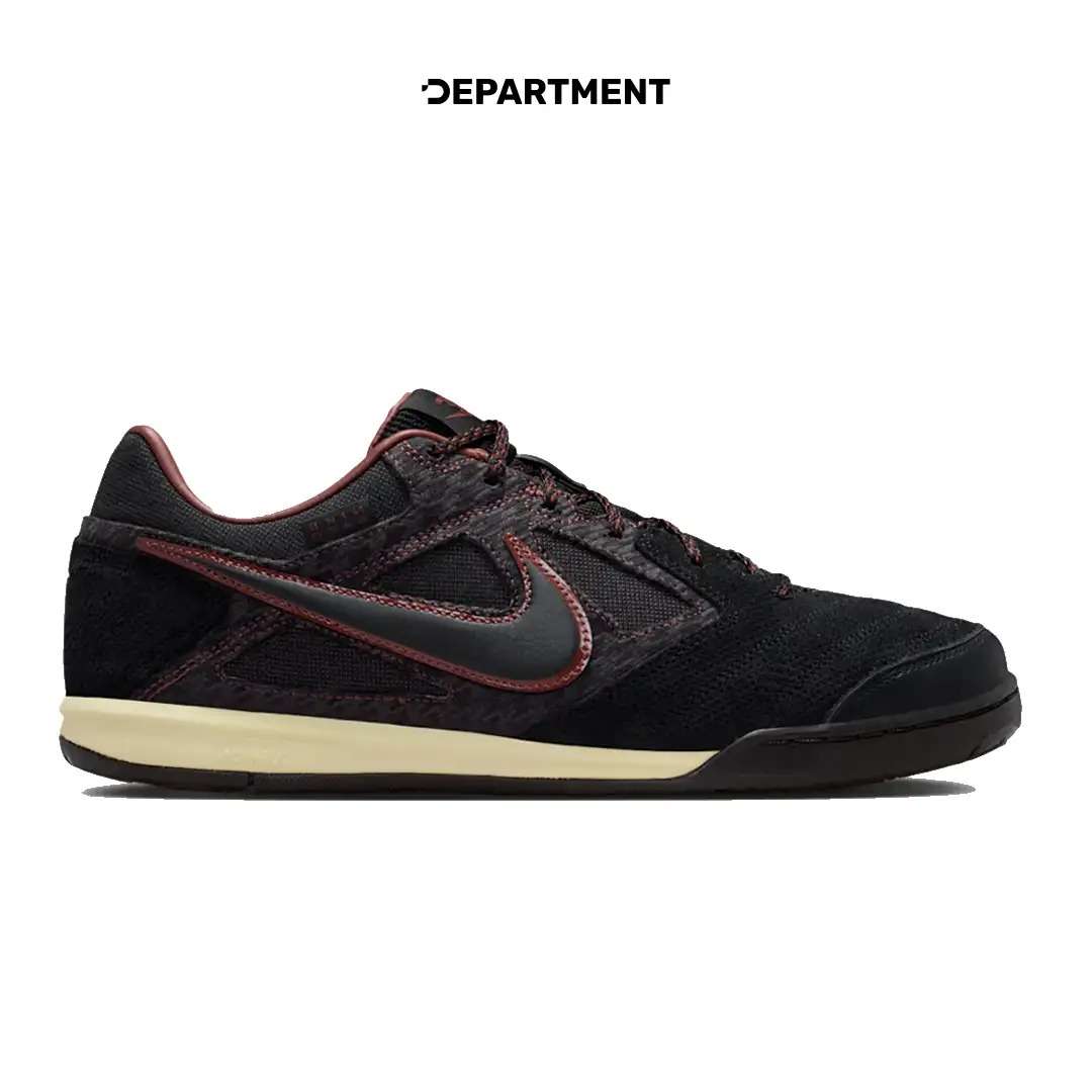 NIKE GATO