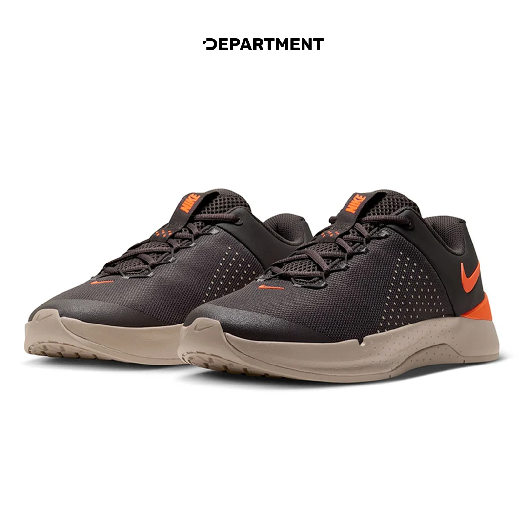 NIKE MC TRAINER 4