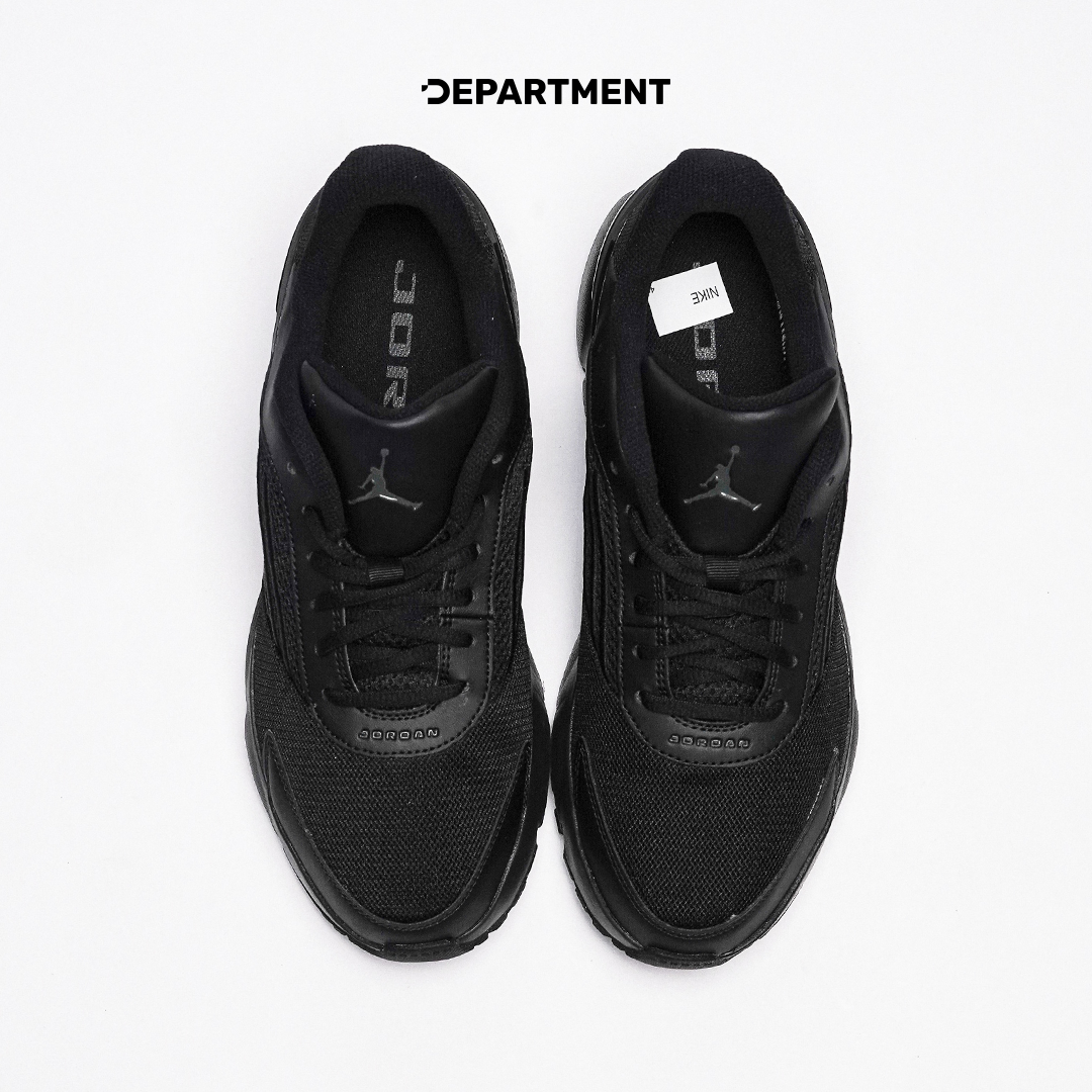 NIKE JORDAN TRUNNER FLOW