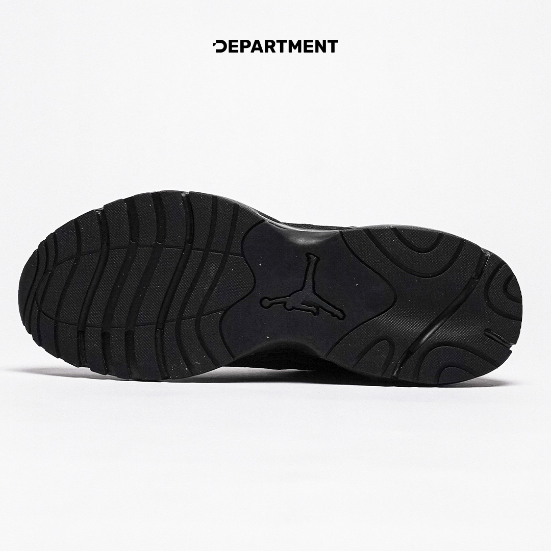 NIKE JORDAN TRUNNER FLOW
