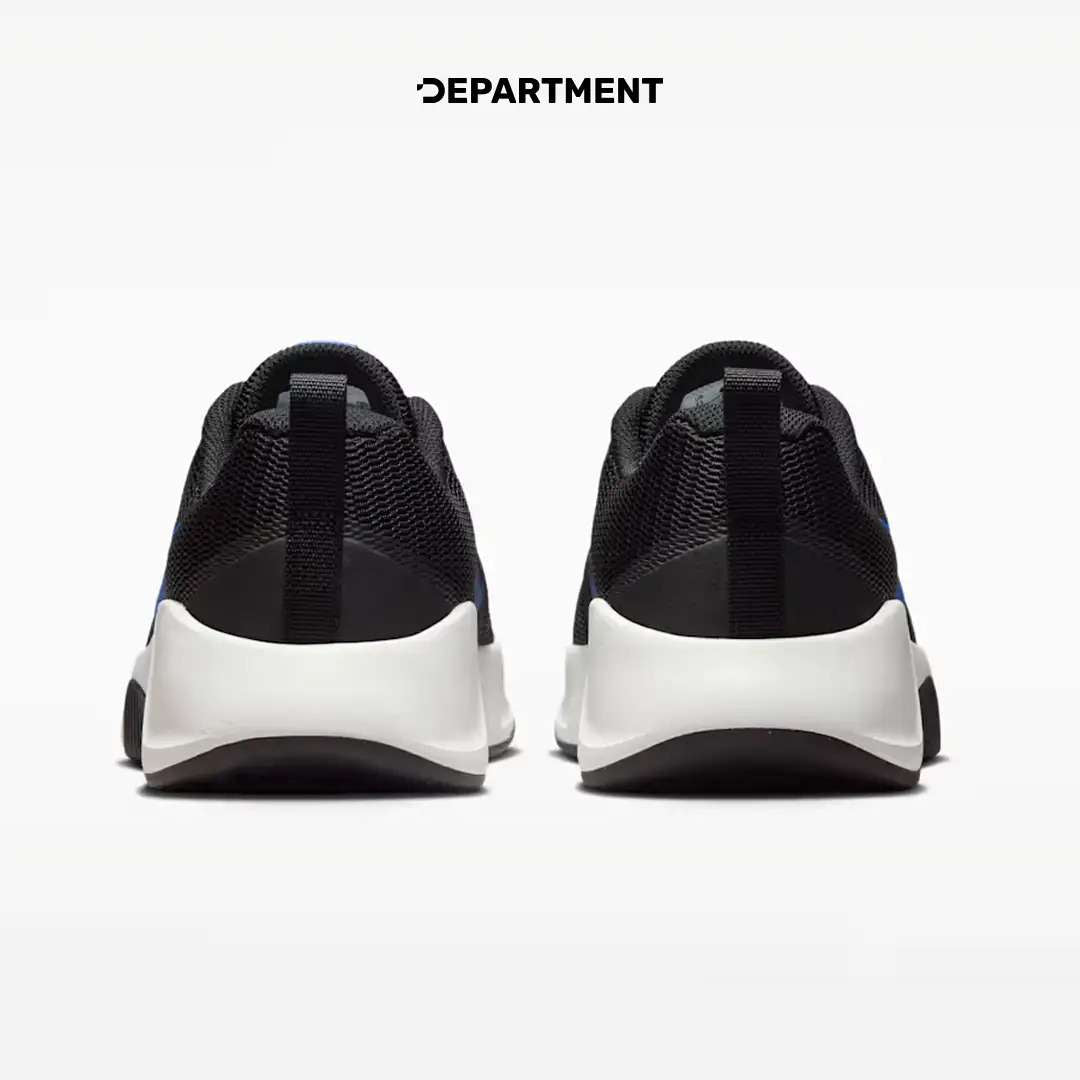 NIKE MC TRAINER 3