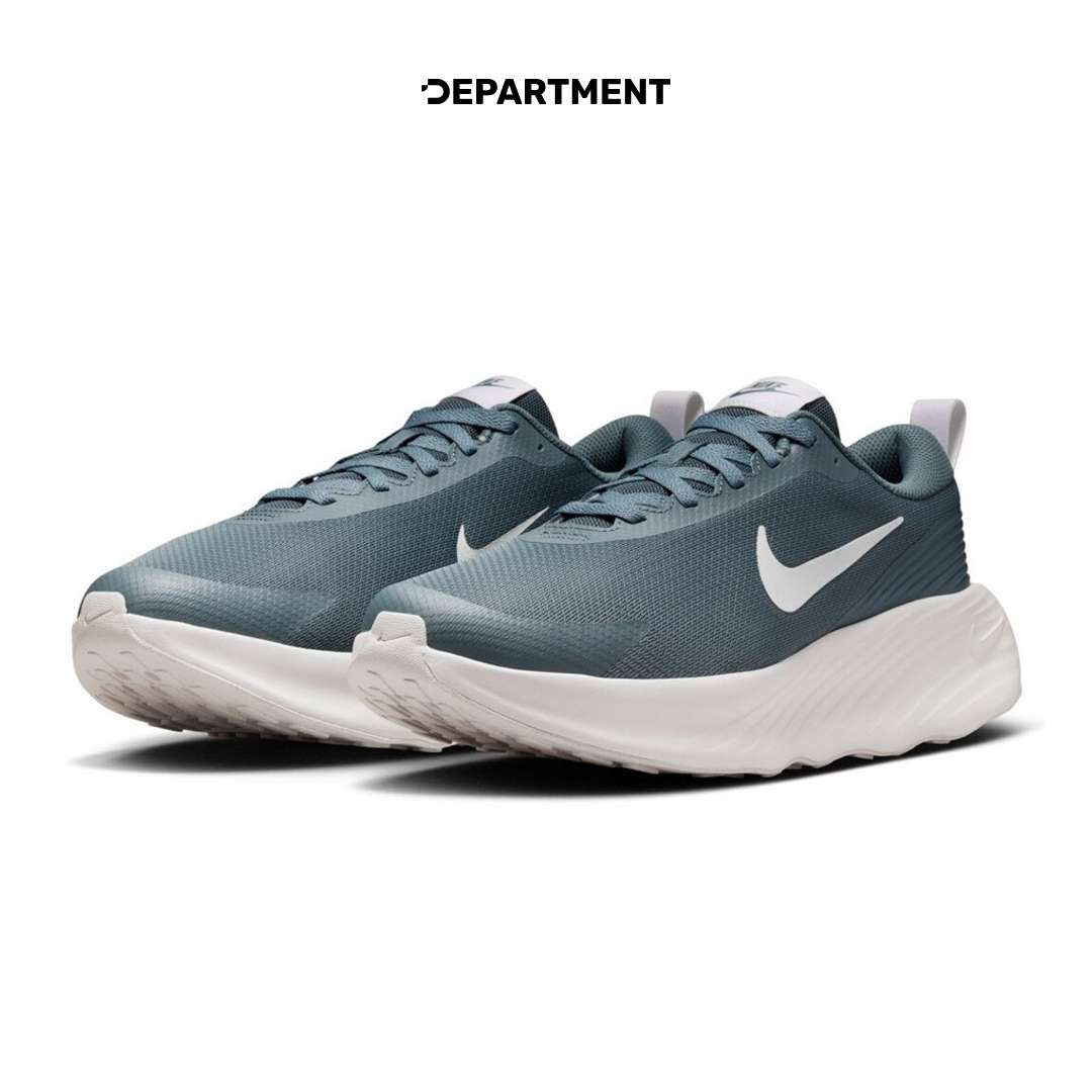 NIKE PROMINA