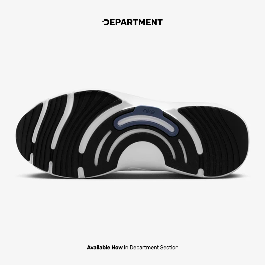 NIKE IN-SEASON TR 13