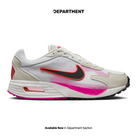 NIKE AIR MAX SOLO