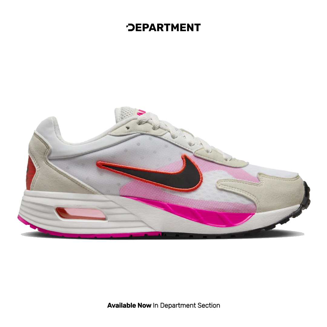 NIKE AIR MAX SOLO