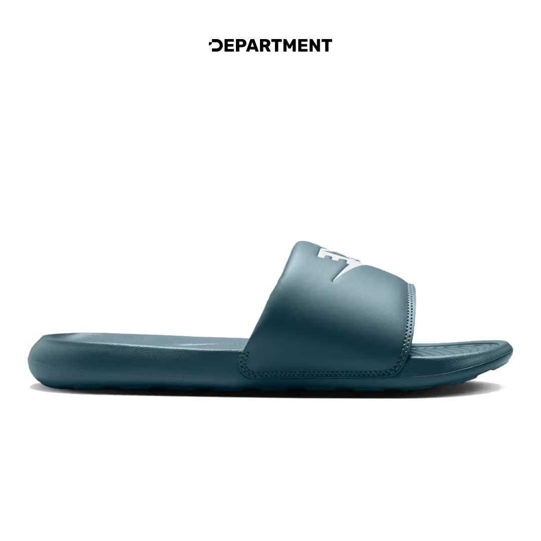 NIKE VICTORI ONE SLIDE