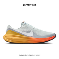 NIKE REVOLUTION 8
