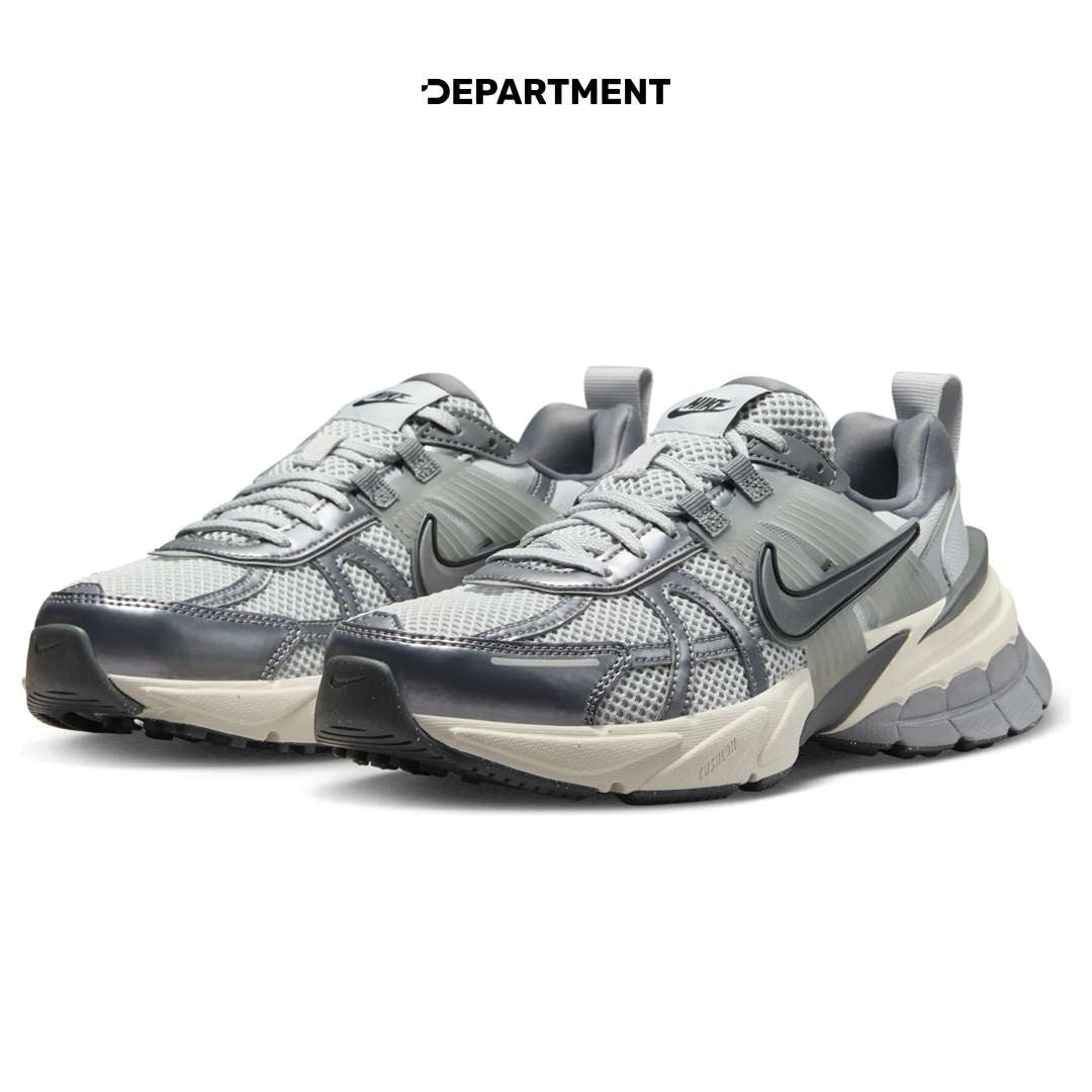 NIKE W V2K RUN WITH REFLECTIVE ACCENTS