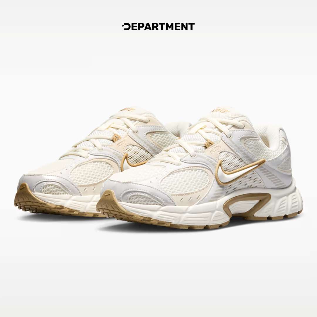 NIKE W V5 RNR WITH REFLECTIVE ACCENTS