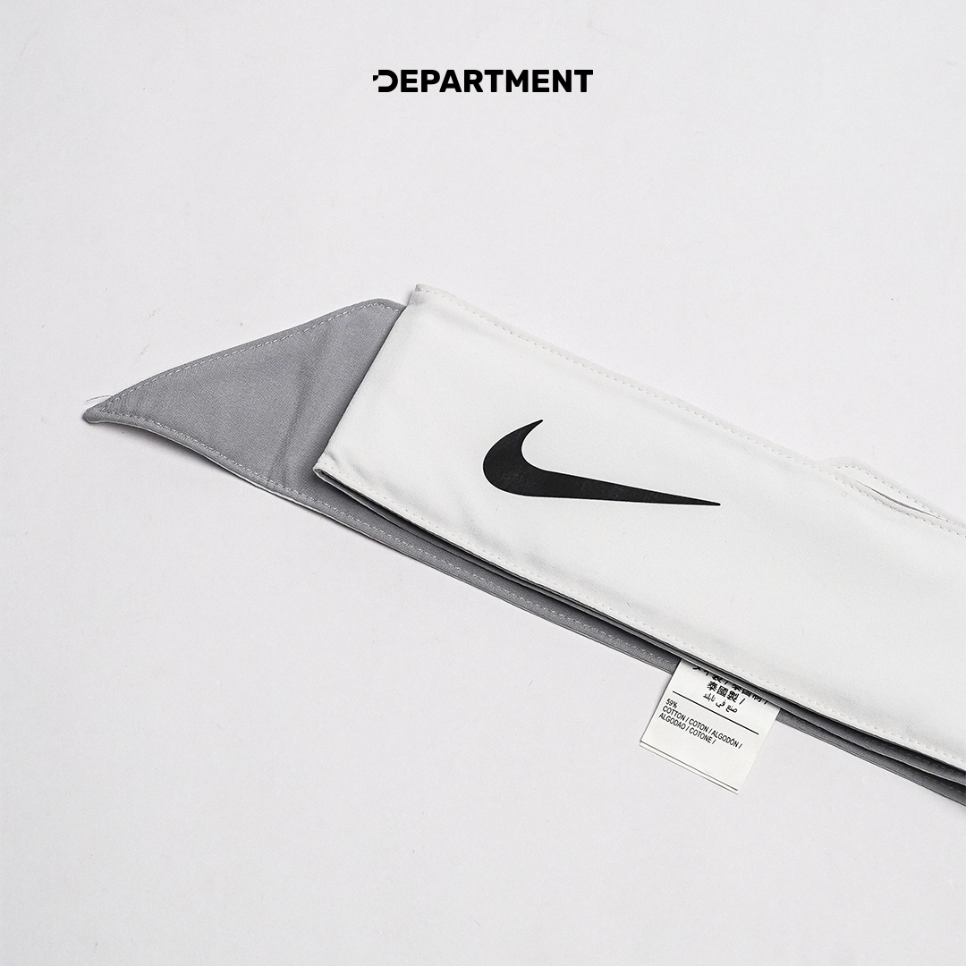 NIKE PREMIER 2.0