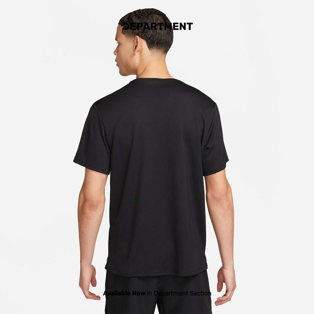 NIKE DRI FIT UV MILER