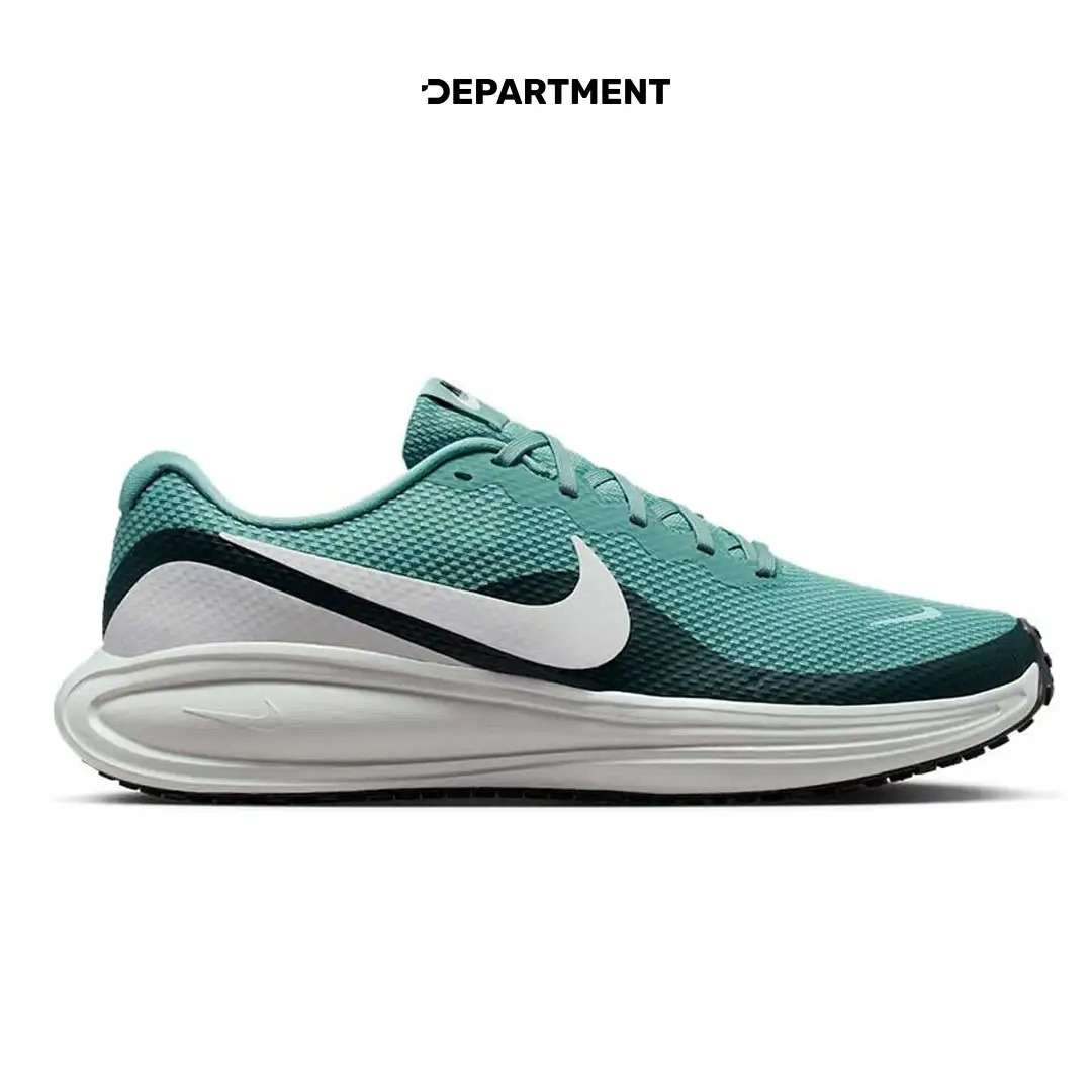 NIKE REVOLUTION 8
