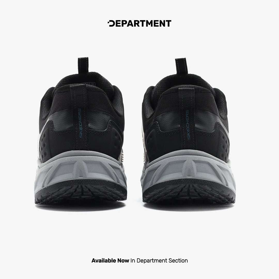 SKECHERS HILLCREST 2.0