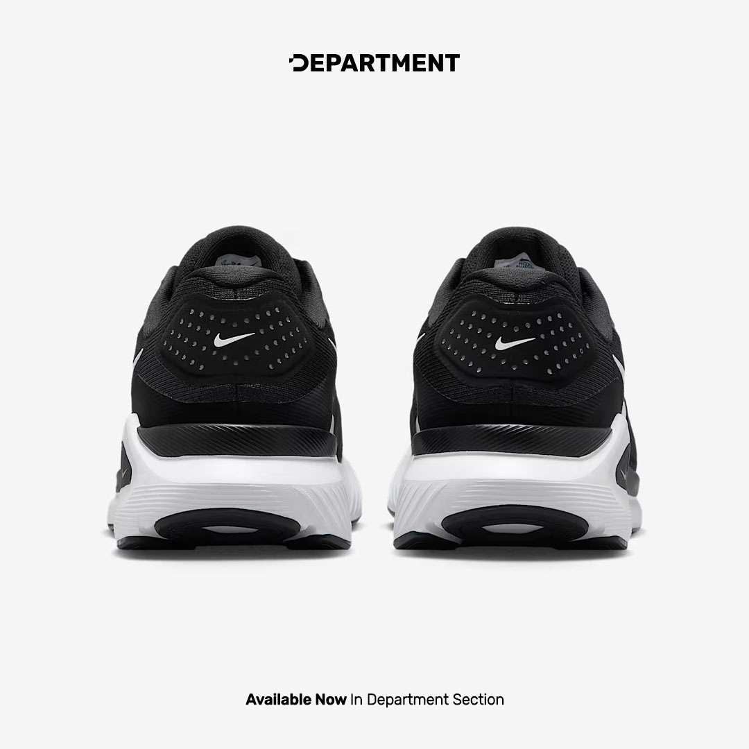 NIKE STRUCTURE 26 (EXTRA WIDE)